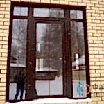 Пластиковые двери в доме